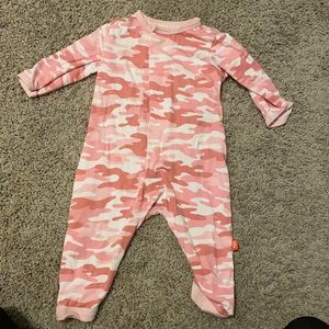 Magnetic me pink camo one piece